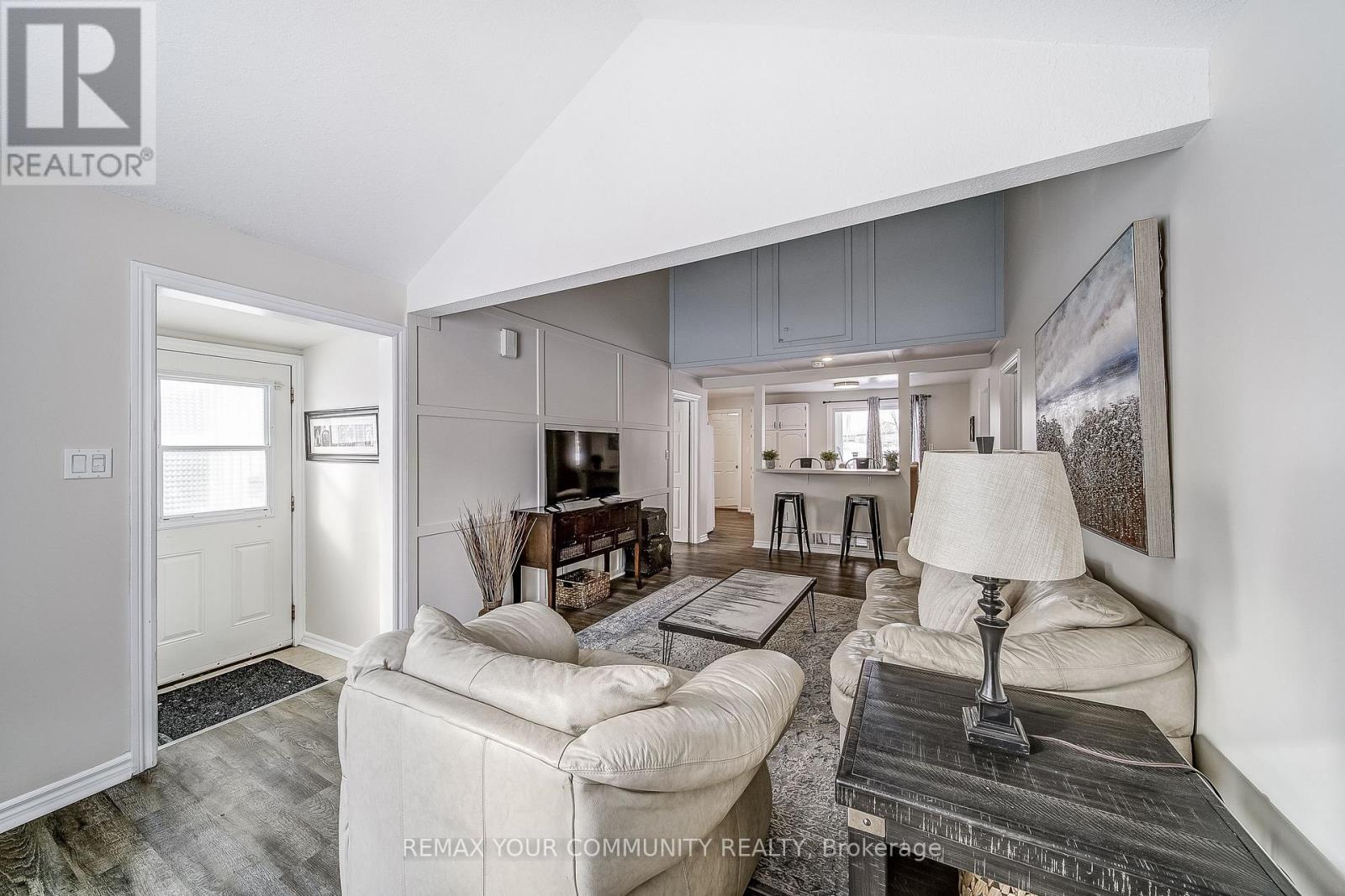 244 Cedarholme Avenue, Georgina, Ontario  L4P 2W4 - Photo 14 - N12752342