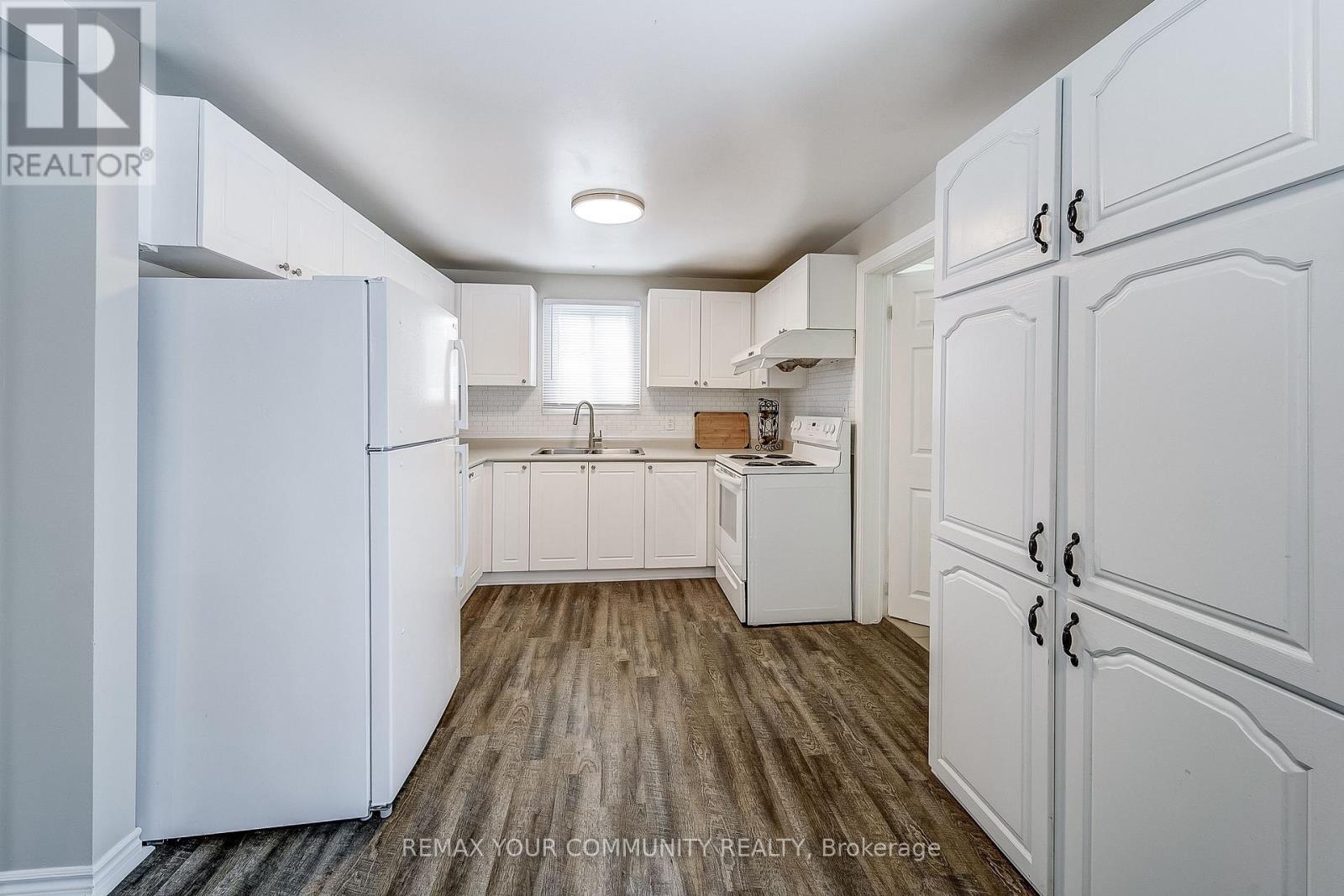 244 Cedarholme Avenue, Georgina, Ontario  L4P 2W4 - Photo 23 - N12752342