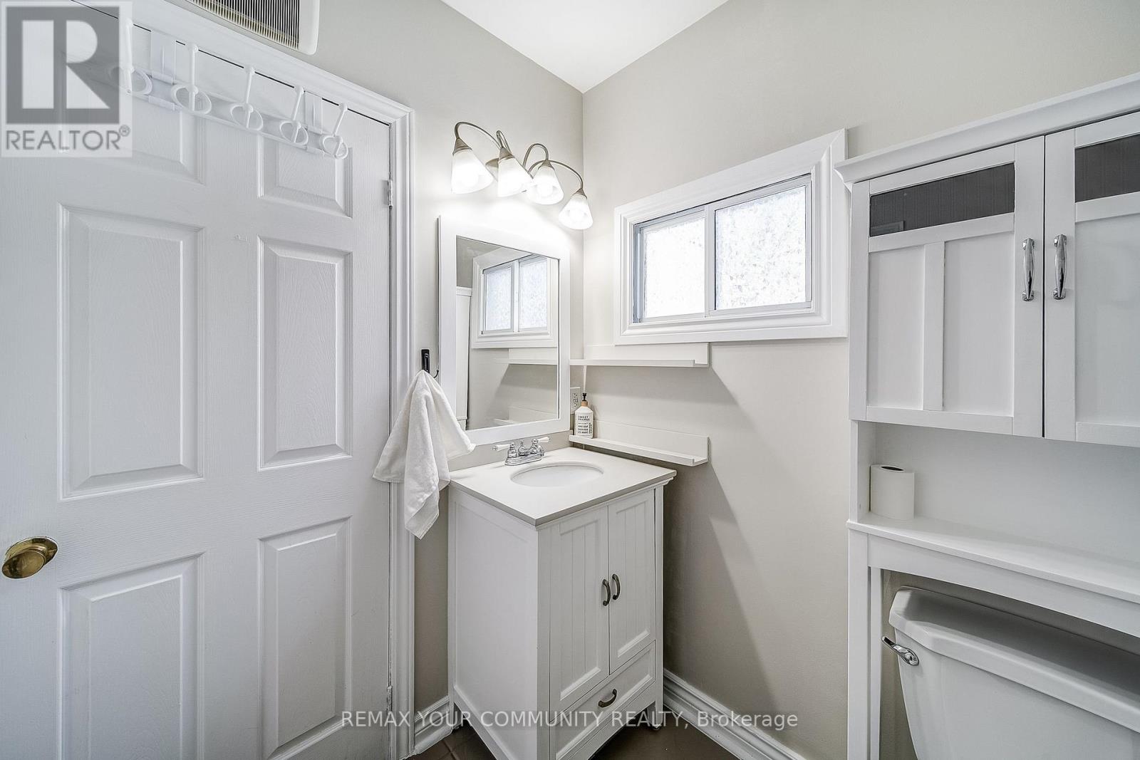 244 Cedarholme Avenue, Georgina, Ontario  L4P 2W4 - Photo 34 - N12752342