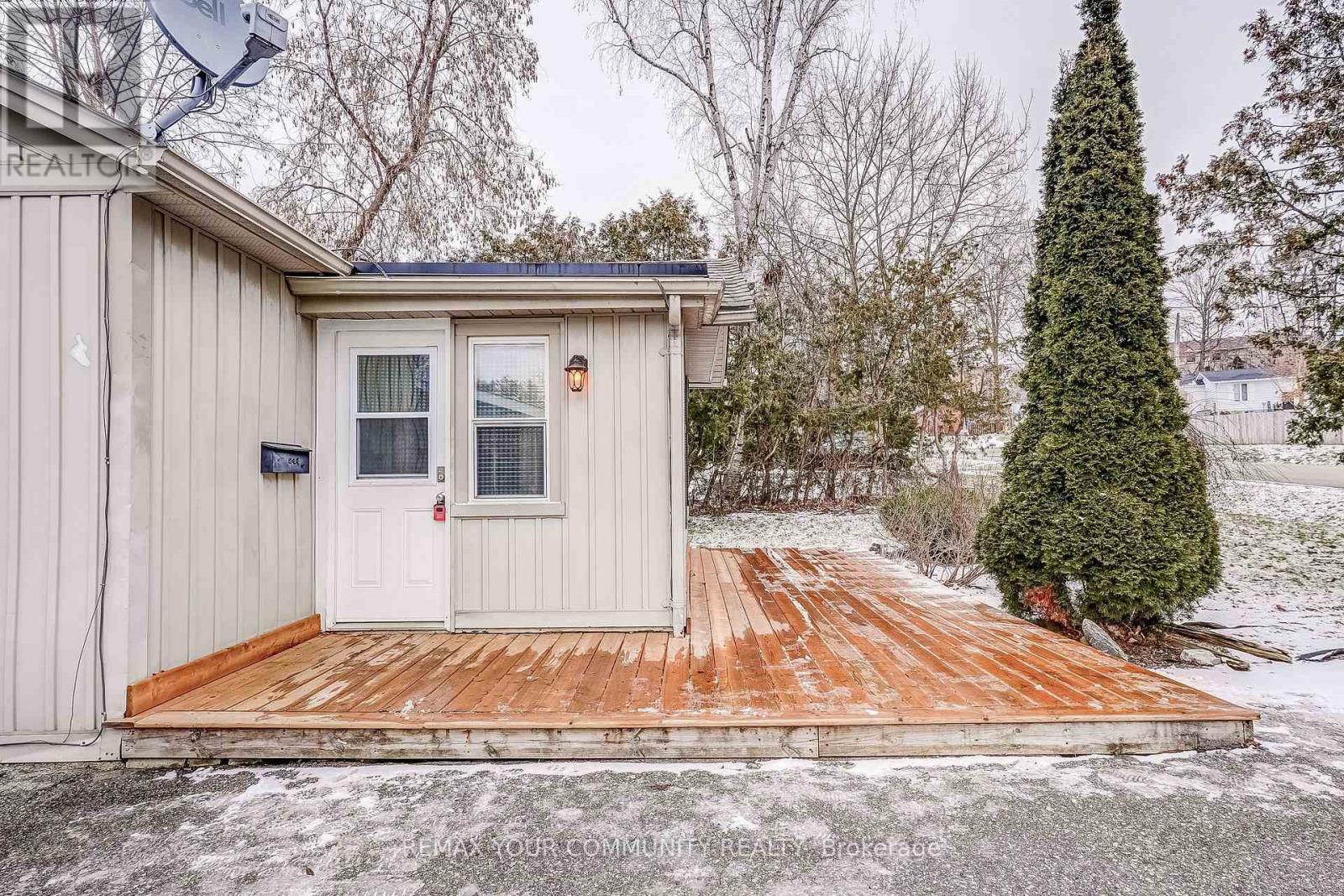 244 Cedarholme Avenue, Georgina, Ontario  L4P 2W4 - Photo 9 - N12752342