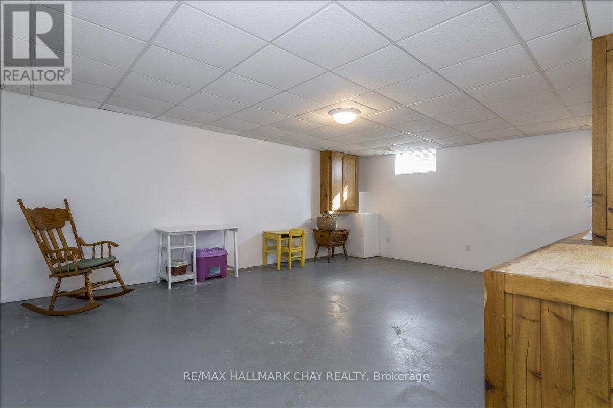 1103 Belle Aire Beach Road, Innisfil, Ontario  L0L 1C0 - Photo 18 - N12752344