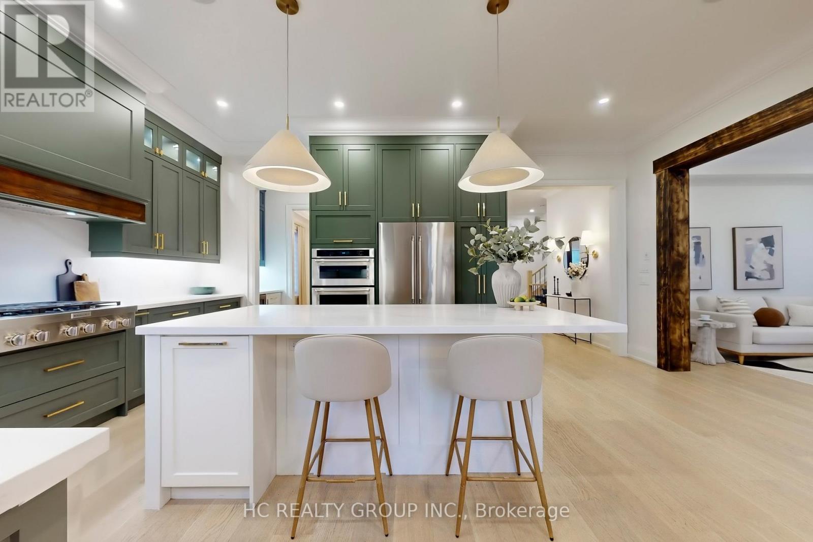 6077 Hillsdale Drive, Whitchurch-Stouffville, Ontario  L4A 3B7 - Photo 10 - N12752370