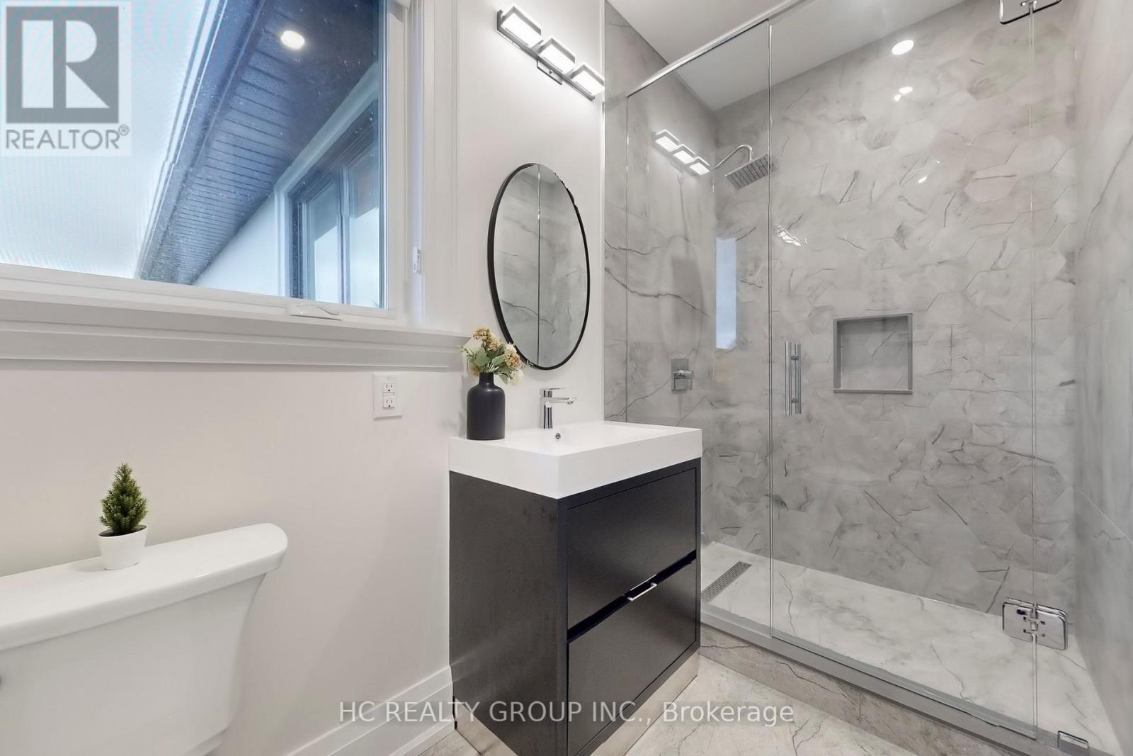 6077 Hillsdale Drive, Whitchurch-Stouffville, Ontario  L4A 3B7 - Photo 34 - N12752370