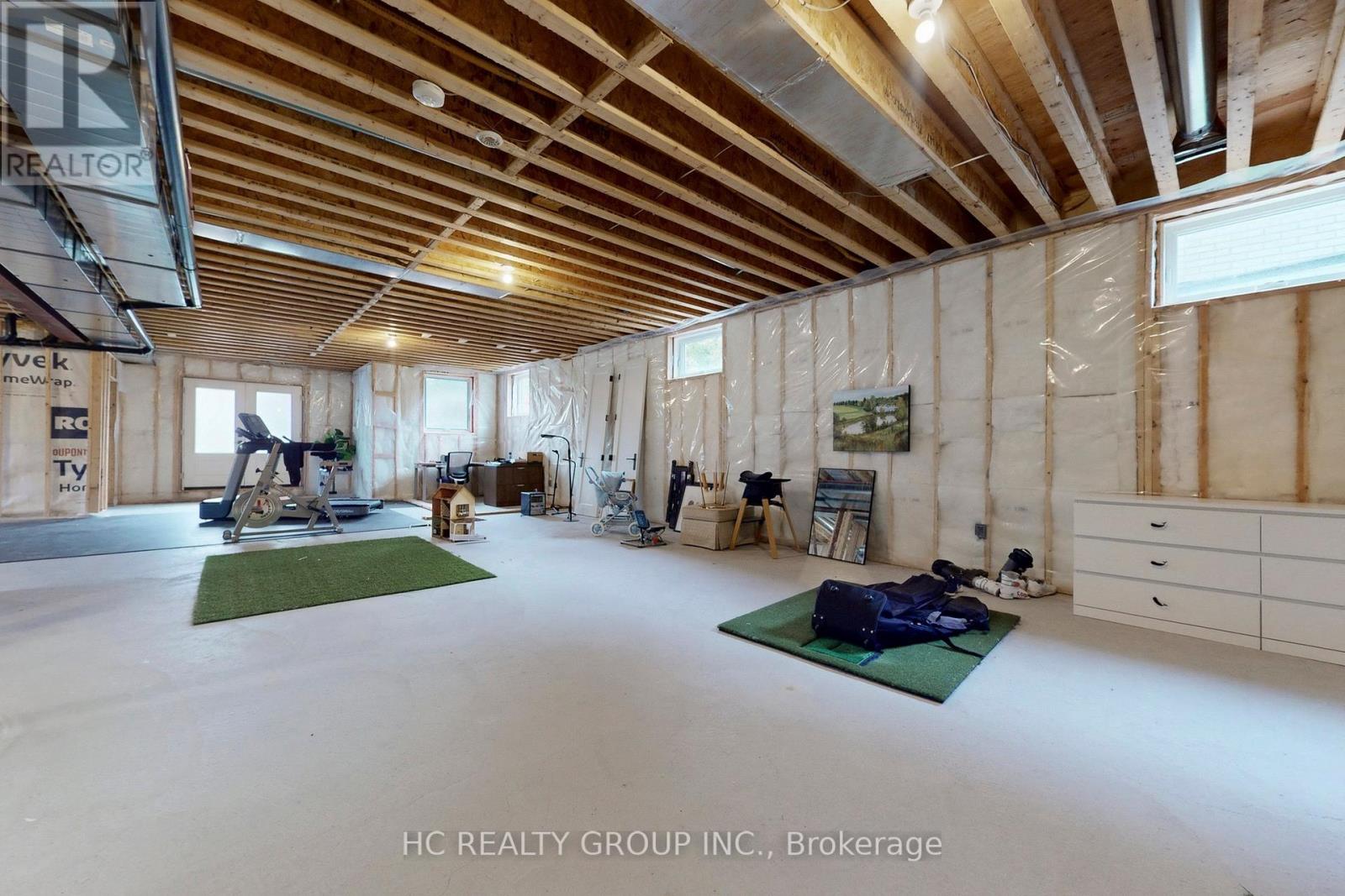 6077 Hillsdale Drive, Whitchurch-Stouffville, Ontario  L4A 3B7 - Photo 41 - N12752370