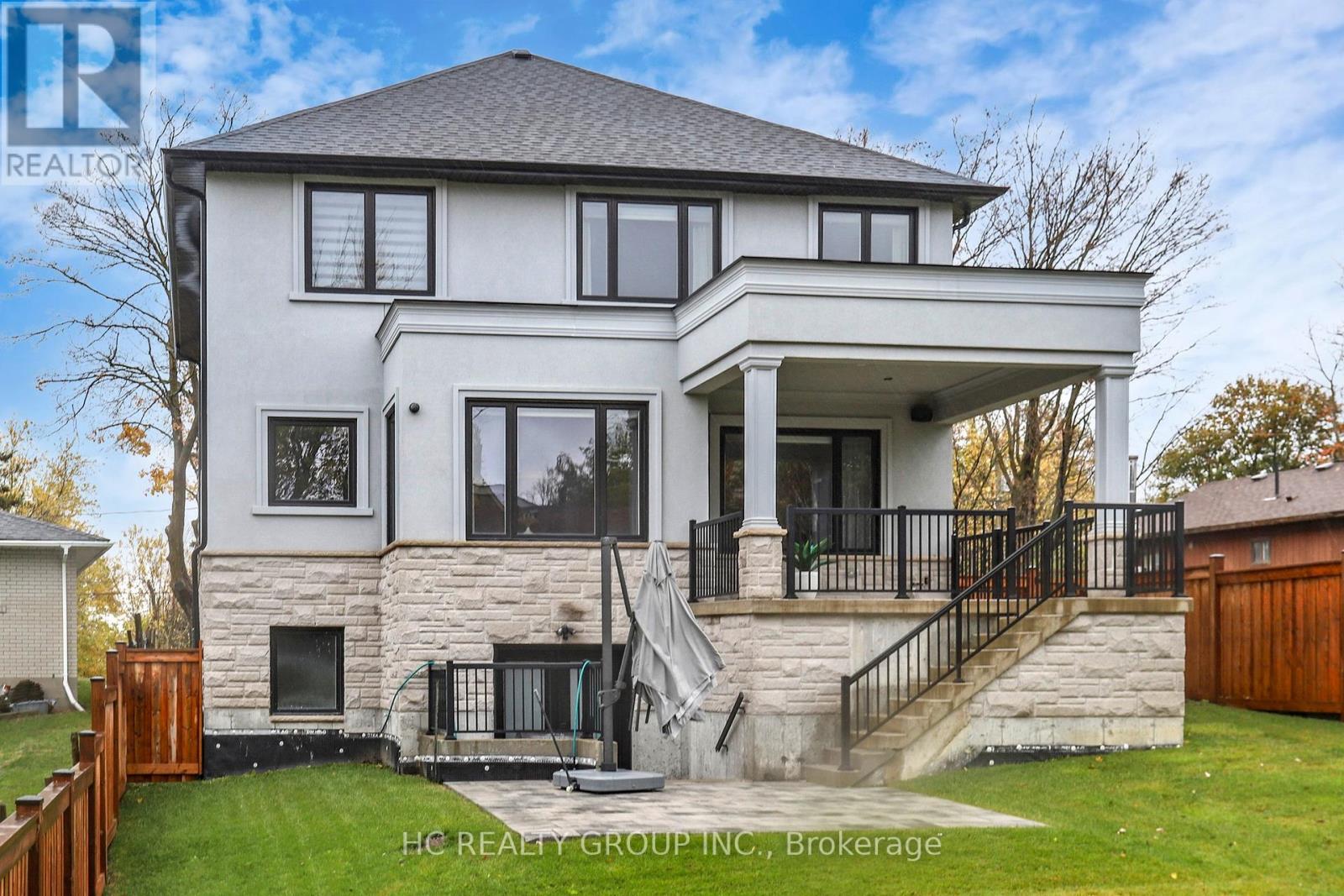 6077 Hillsdale Drive, Whitchurch-Stouffville, Ontario  L4A 3B7 - Photo 48 - N12752370