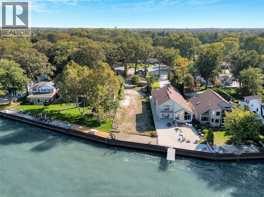 MLS# 26002447: 12718-12722 RIVERSIDE DRIVE, Tecumseh, Canada