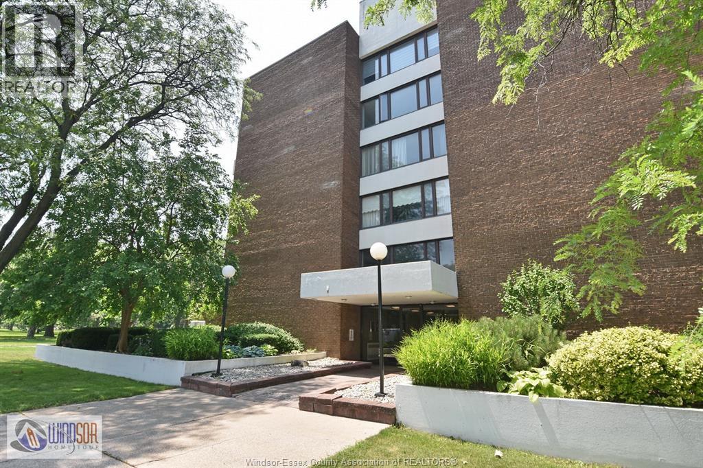 2144 Pelissier Unit# 503, Windsor, Ontario N8X 1N4 - Photo 2 - 26002445