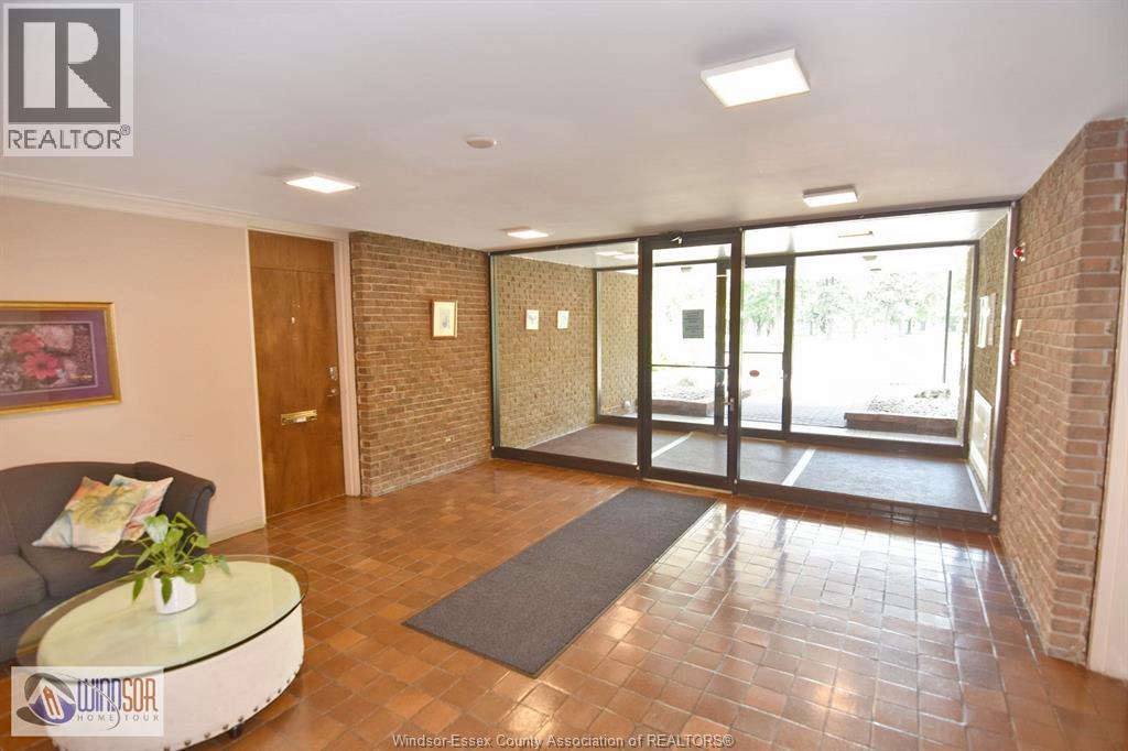 2144 Pelissier Unit# 503, Windsor, Ontario N8X 1N4 - Photo 4 - 26002445