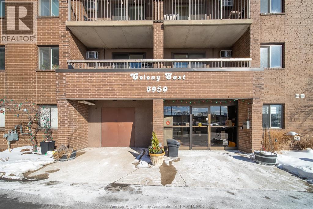 3950 Wyandotte Street Unit# 105, Windsor, Ontario  N8Y 1G5 - Photo 4 - 26002220