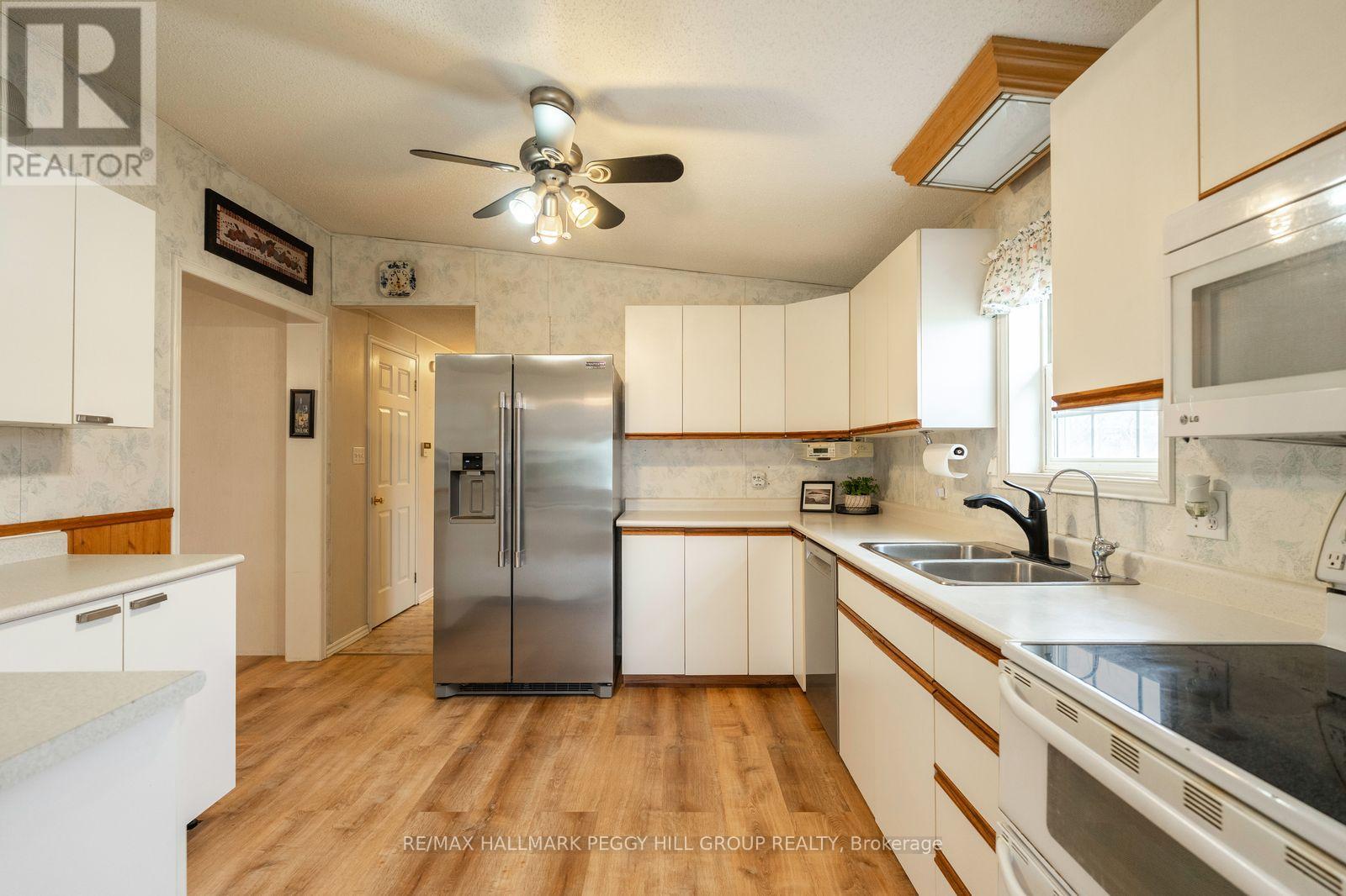 30 Jane Street, Oro-Medonte, Ontario  L3V 0P9 - Photo 6 - S12752254