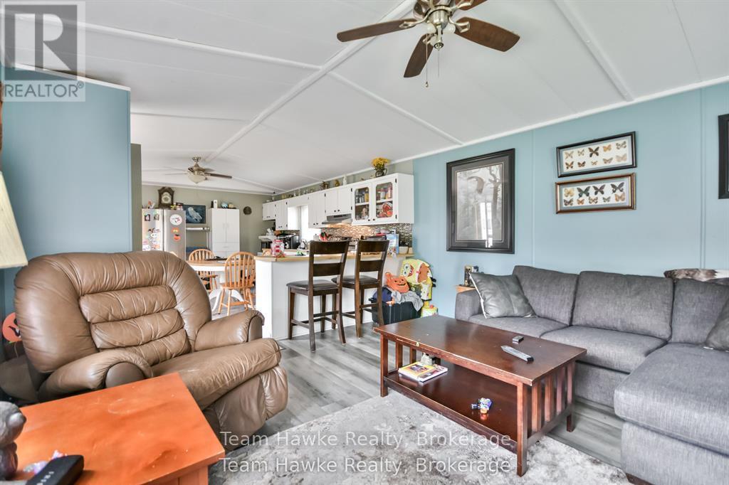 48 Northland Drive, Midland, Ontario  L4R 5B5 - Photo 11 - S12752522