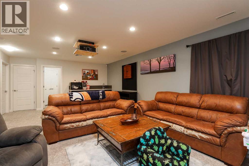 711 Moonlight Crescent W, Lethbridge, Alberta  T1J 5K9 - Photo 31 - A2280563