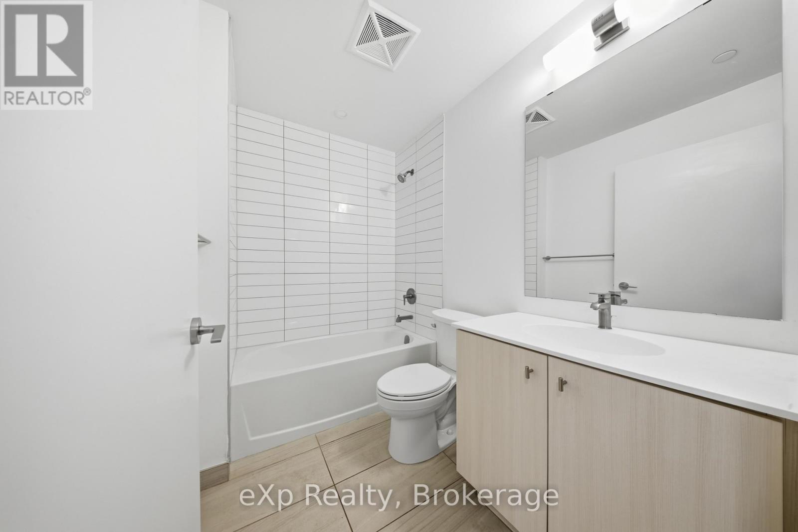 1810 - 15 Wellington Street S, Kitchener, Ontario  N2G 0E4 - Photo 11 - X12752486