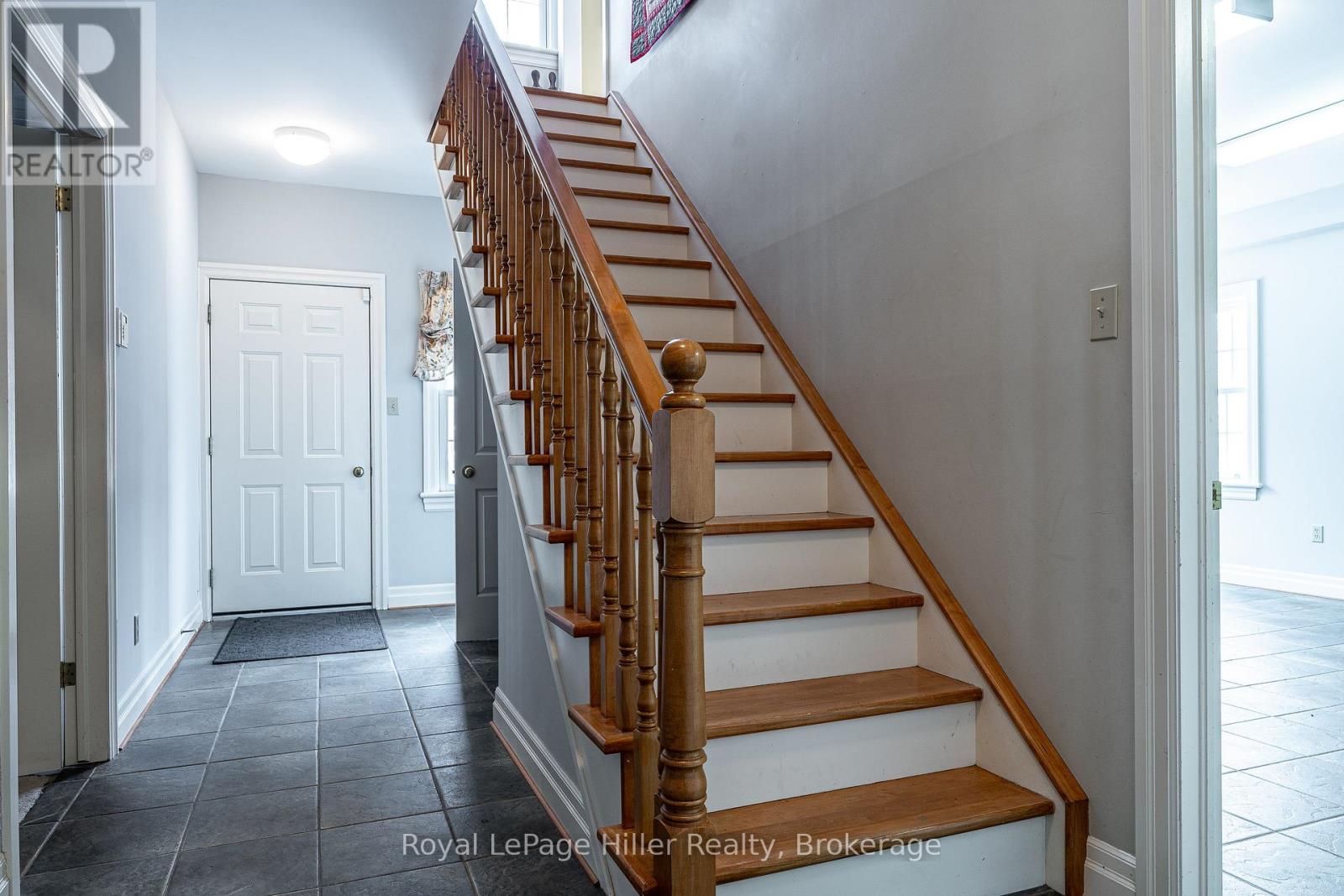 530 Holmes Street, Central Huron, Ontario  N0M 1L0 - Photo 41 - X12752508