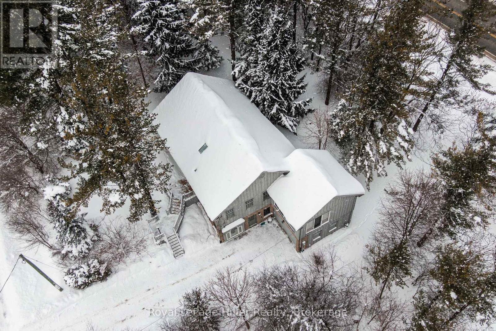 530 Holmes Street, Central Huron, Ontario  N0M 1L0 - Photo 5 - X12752508