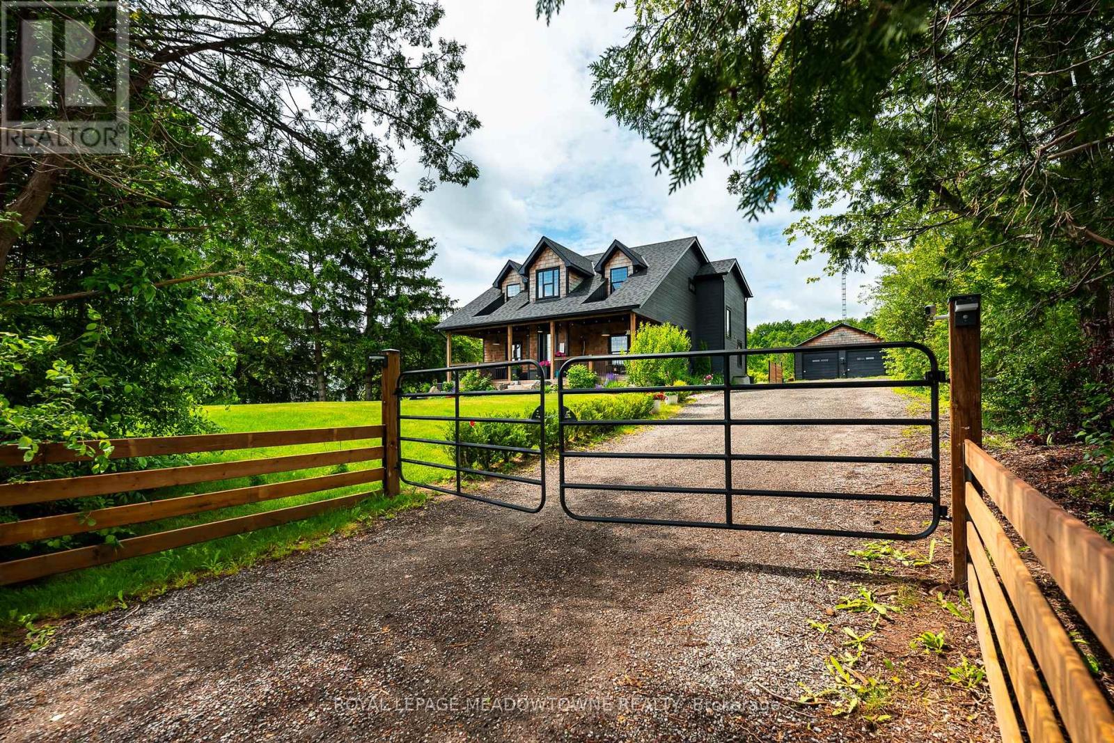 13394 Tenth Line, Halton Hills, Ontario  L7G 4S8 - Photo 3 - W12752256