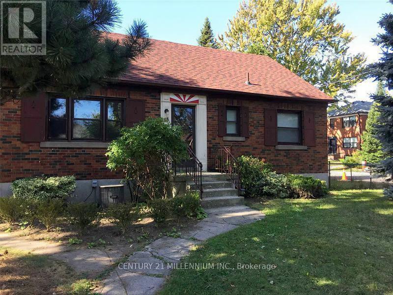 68 Victor Avenue, Toronto, Ontario  M8V 2L9 - Photo 2 - W12752262