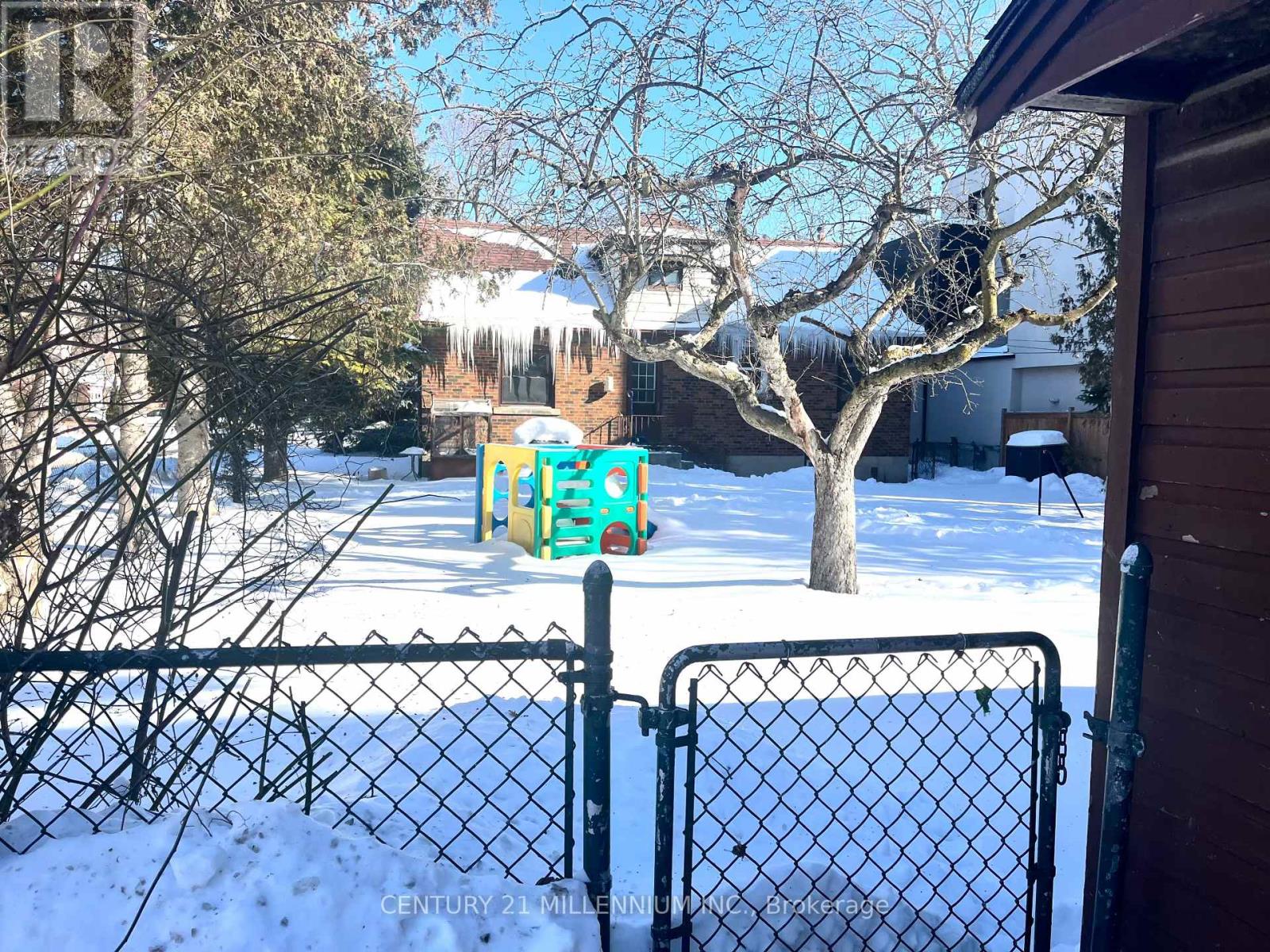 68 Victor Avenue, Toronto, Ontario  M8V 2L9 - Photo 27 - W12752262