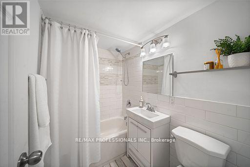 216 - 100 Coe Hill Drive, Toronto, Ontario  M6S 3E1 - Photo 15 - W12752266