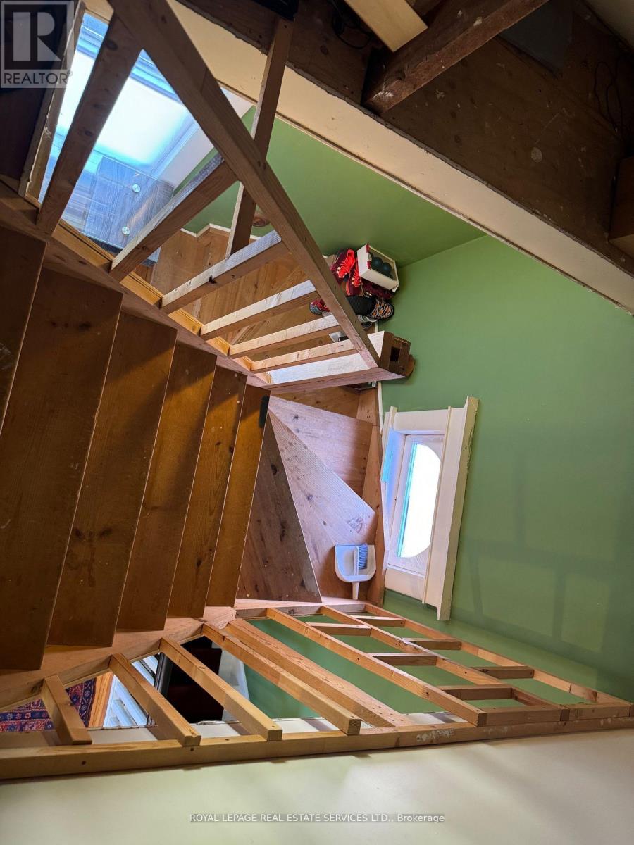 496 Walker's Line, Burlington, Ontario  L7N 2E2 - Photo 22 - W12752282