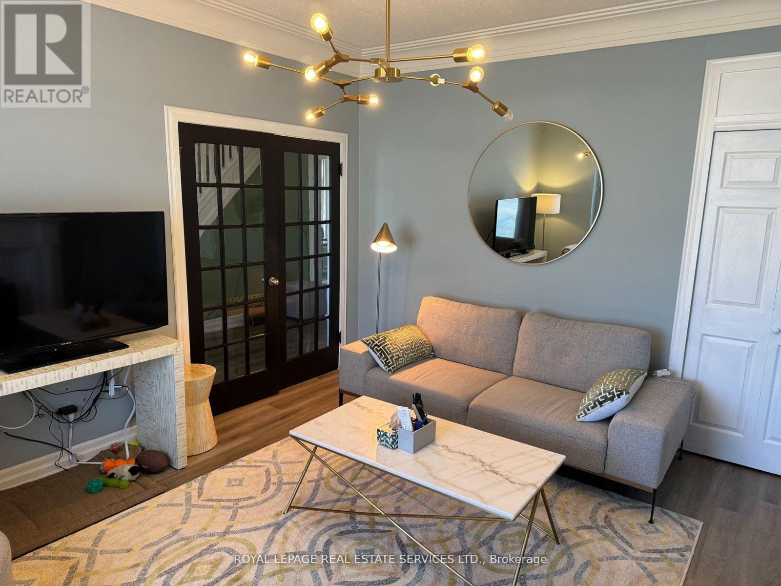 496 Walker's Line, Burlington, Ontario  L7N 2E2 - Photo 5 - W12752282