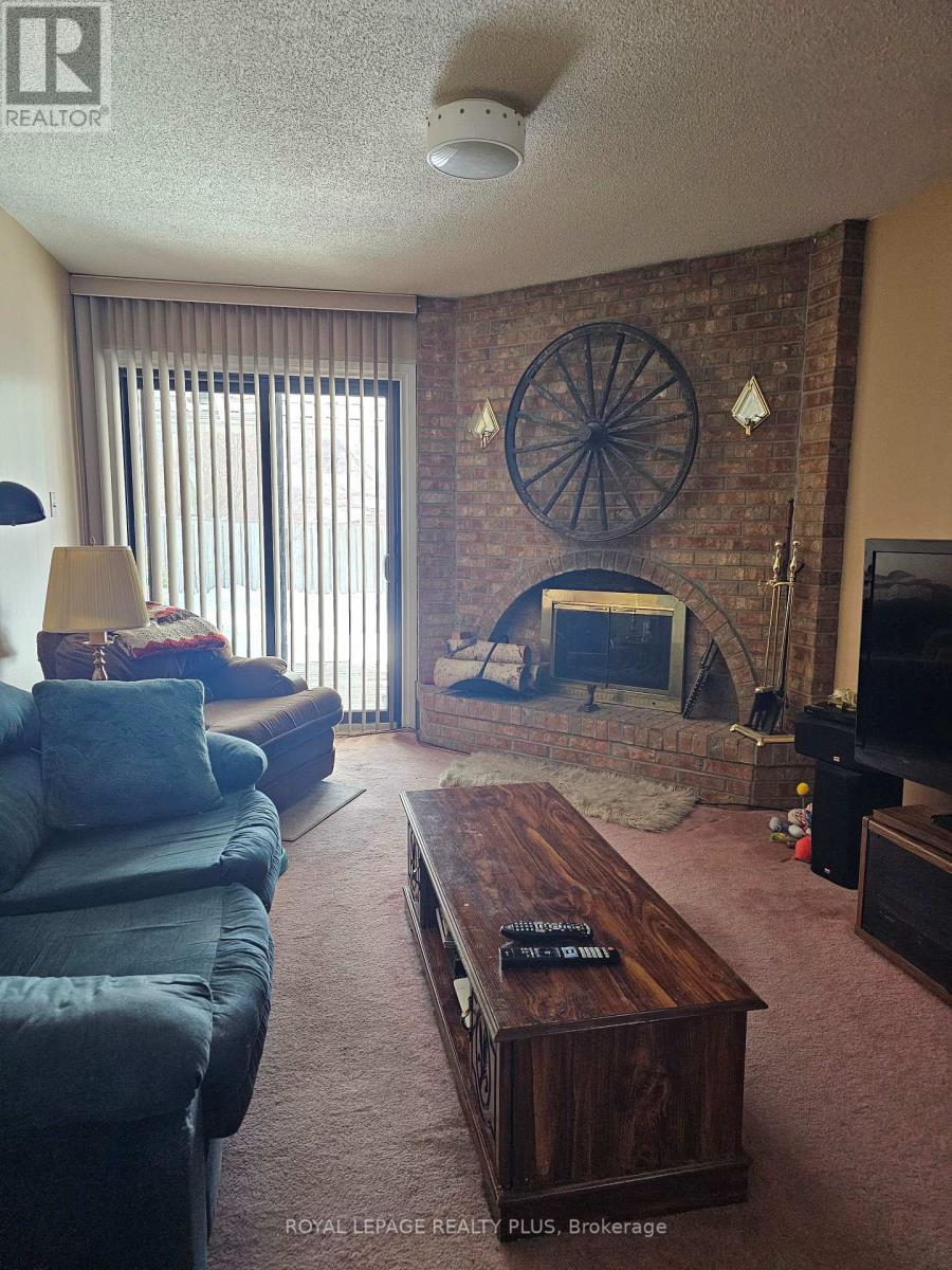 4170 Treetop Crescent, Mississauga, Ontario  L5L 2L9 - Photo 14 - W12752316