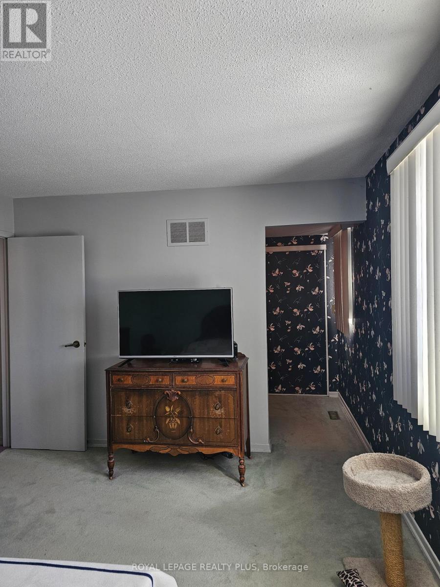 4170 Treetop Crescent, Mississauga, Ontario  L5L 2L9 - Photo 21 - W12752316