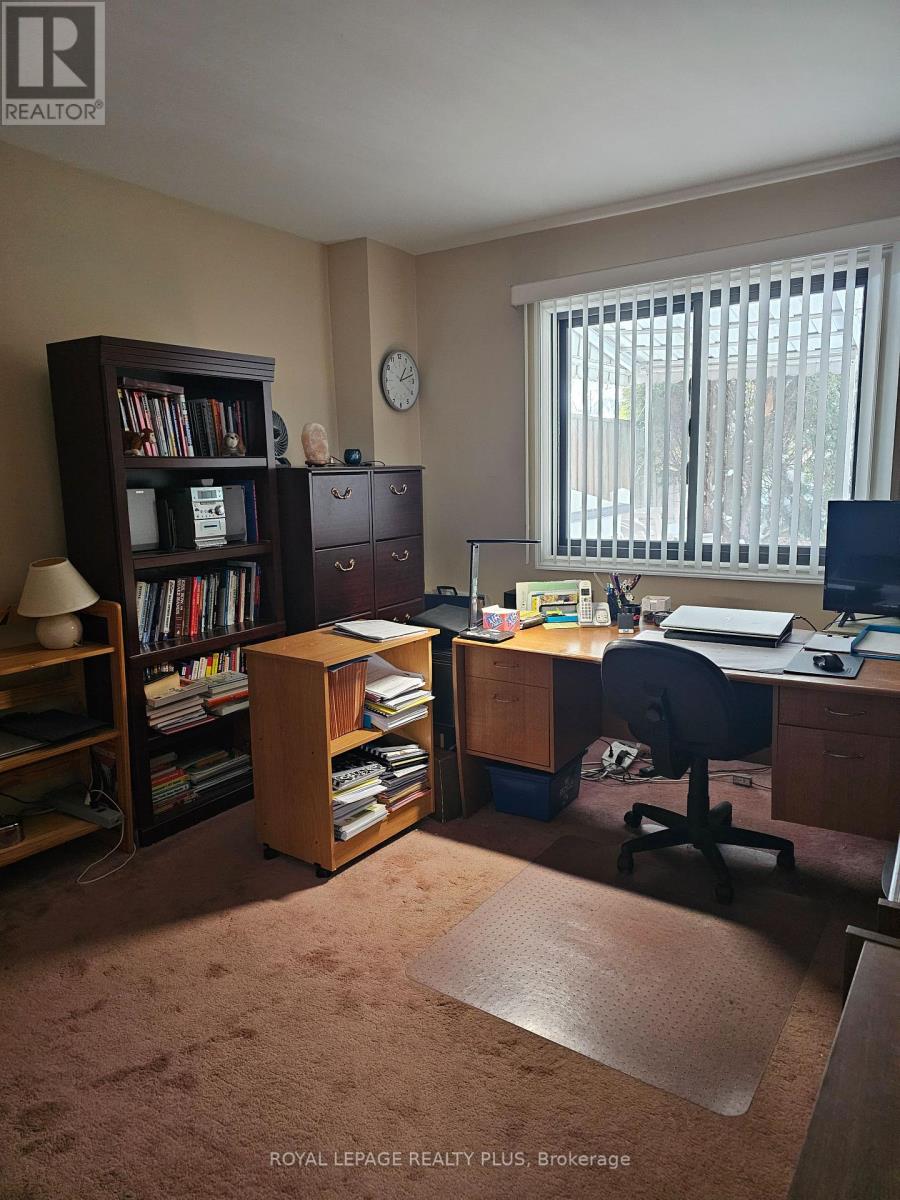 4170 Treetop Crescent, Mississauga, Ontario  L5L 2L9 - Photo 25 - W12752316