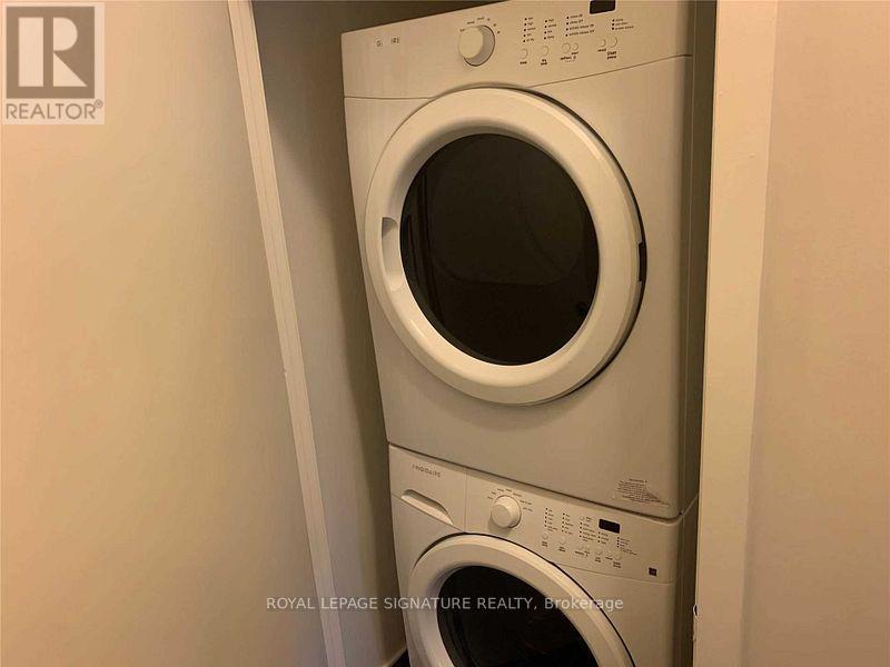 102 - 2550 Eglinton Avenue W, Mississauga, Ontario  L5M 0Y2 - Photo 8 - W12752324