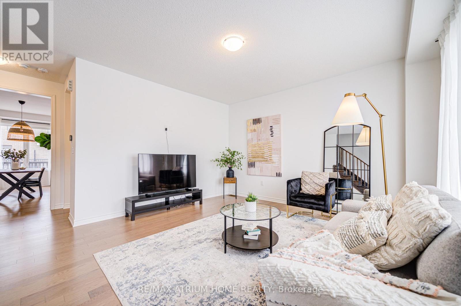 1377 William Halton Parkway, Oakville, Ontario  L6M 5N9 - Photo 10 - W12752340