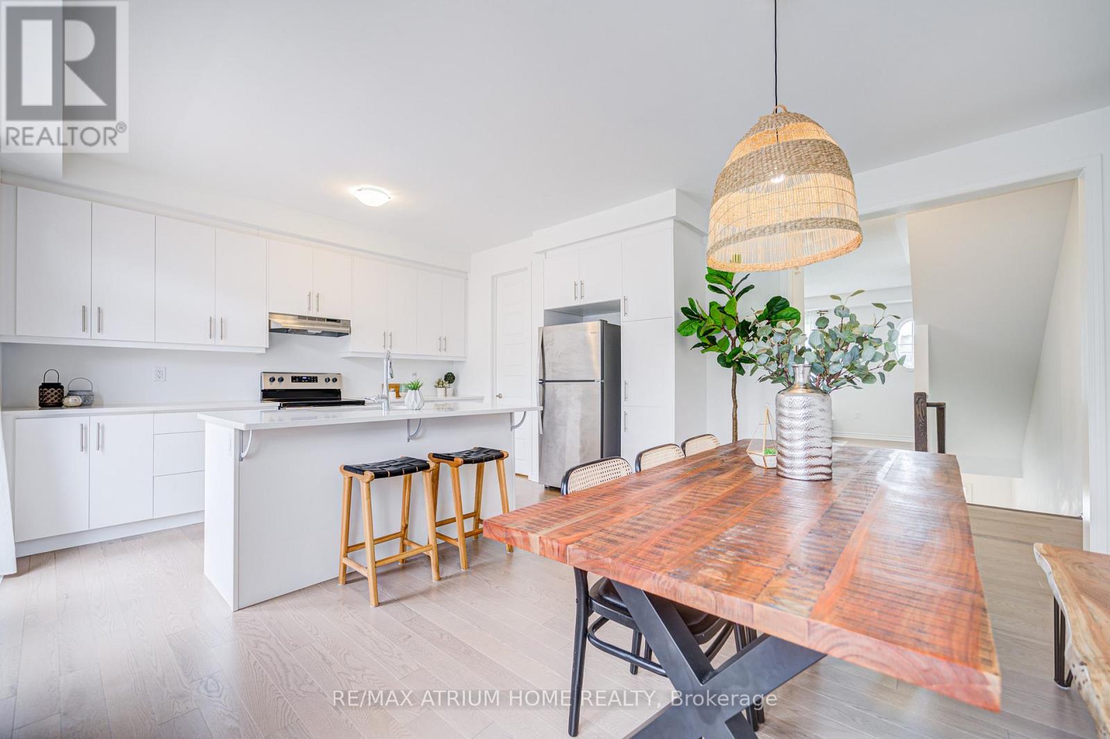 1377 William Halton Parkway, Oakville, Ontario  L6M 5N9 - Photo 16 - W12752340