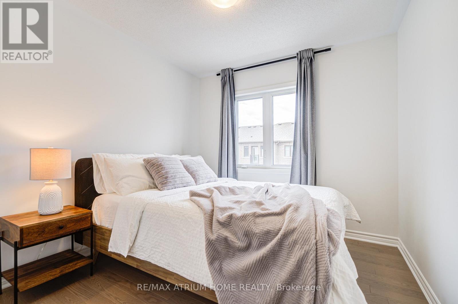 1377 William Halton Parkway, Oakville, Ontario  L6M 5N9 - Photo 35 - W12752340