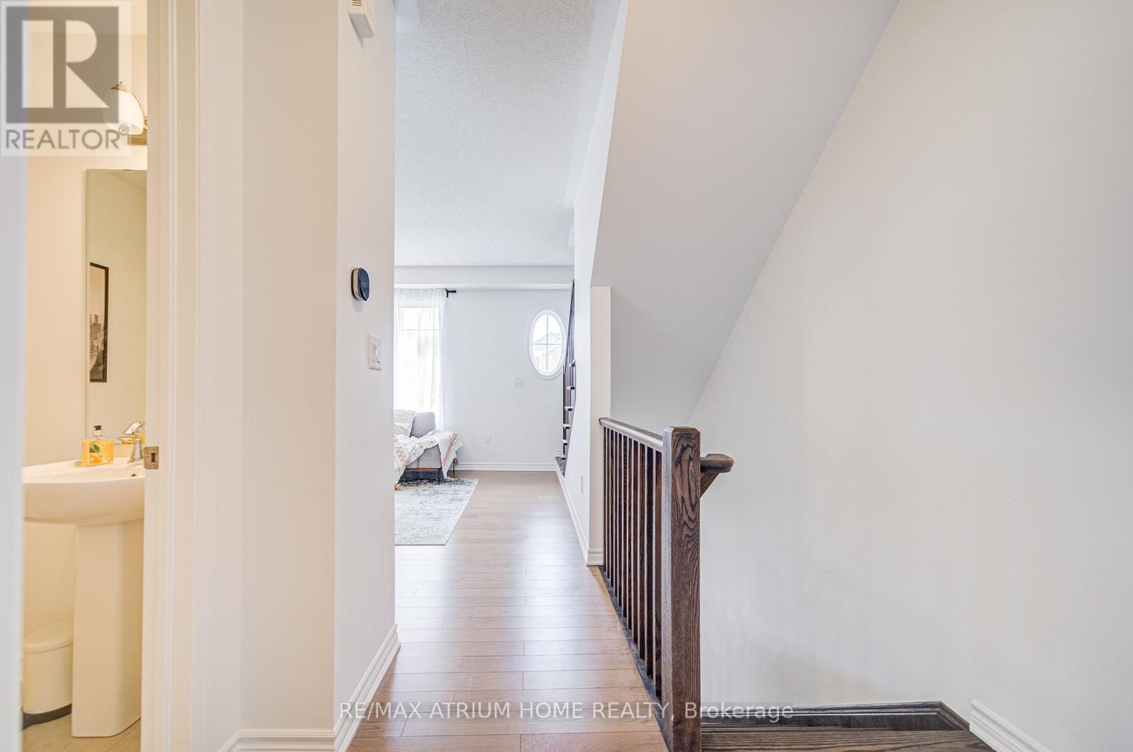 1377 William Halton Parkway, Oakville, Ontario  L6M 5N9 - Photo 6 - W12752340