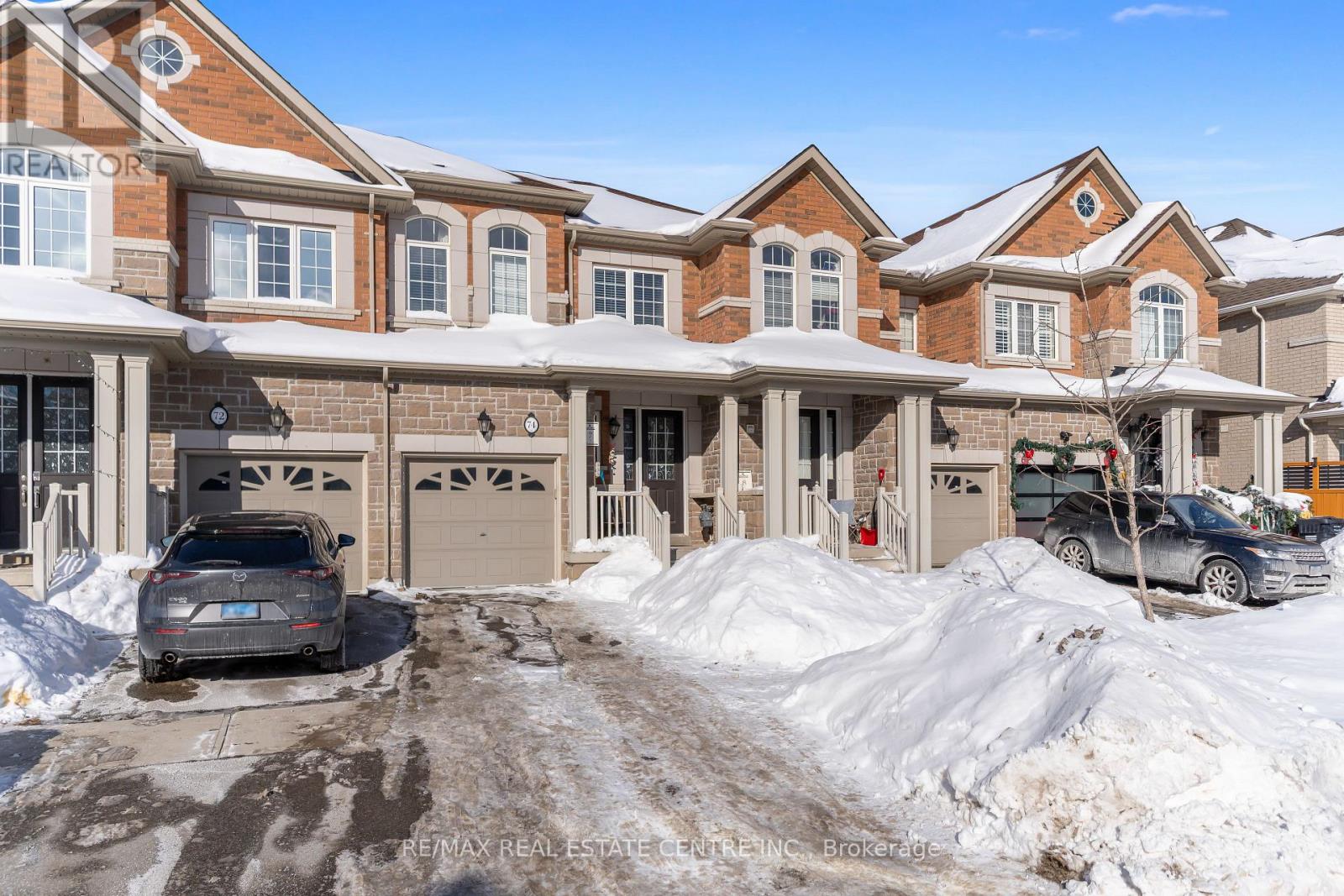 74 Ivor Crescent, Brampton, Ontario  L7A 4L7 - Photo 2 - W12752360