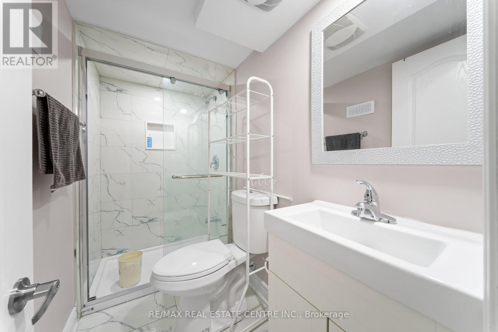 74 Ivor Crescent, Brampton, Ontario  L7A 4L7 - Photo 22 - W12752360