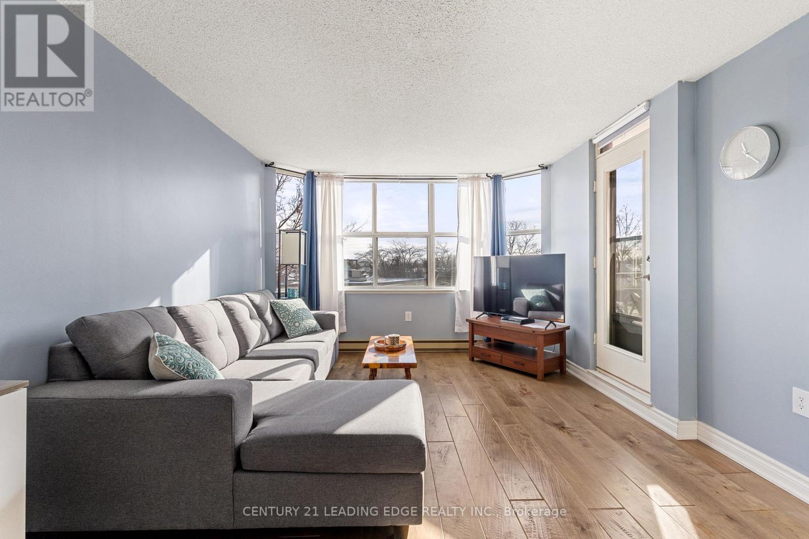 206 - 2199 Sixth Line, Oakville, Ontario  L6H 5V3 - Photo 9 - W12752364