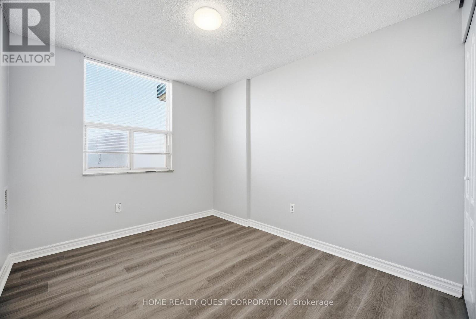 1804 - 966 Inverhouse Drive, Mississauga, Ontario  L5J 4B6 - Photo 24 - W12752380