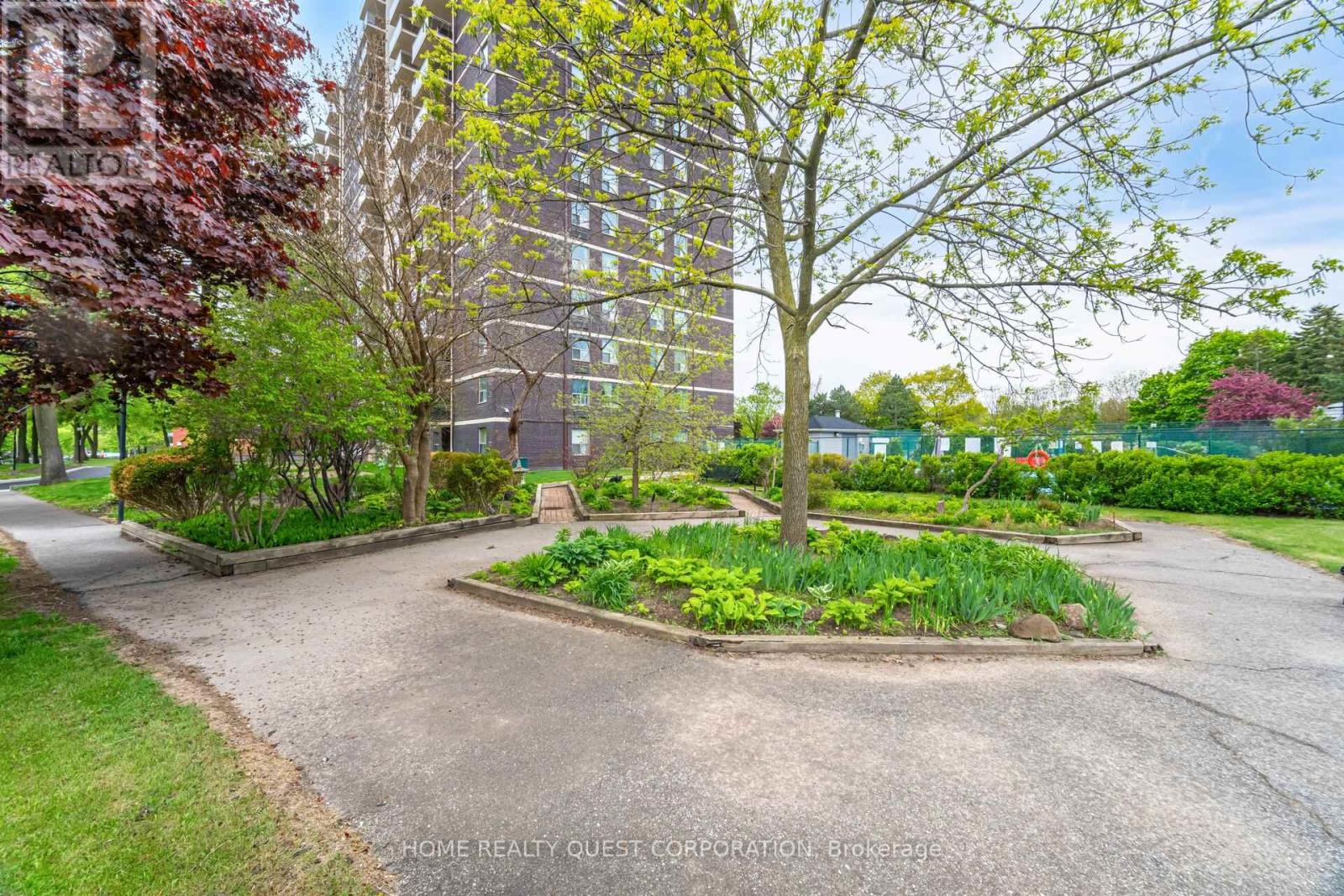 1804 - 966 Inverhouse Drive, Mississauga, Ontario  L5J 4B6 - Photo 47 - W12752380