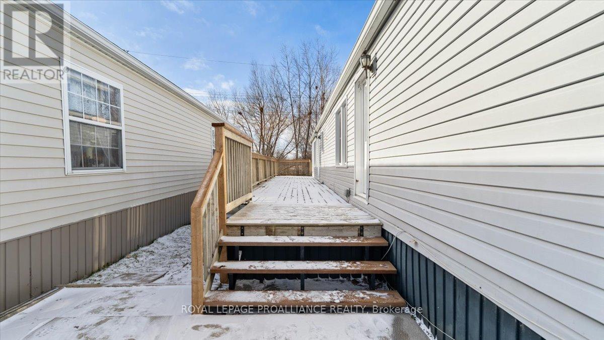 21 - 311 Dundas Street E, Quinte West (Trenton Ward), Ontario  K8V 1M1 - Photo 2 - X12752428