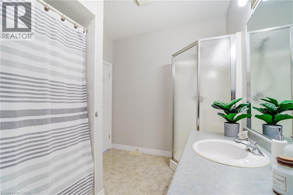 1 Greentrail Drive, Mount Hope, Ontario  L0R 1W0 - Photo 20 - 40796457