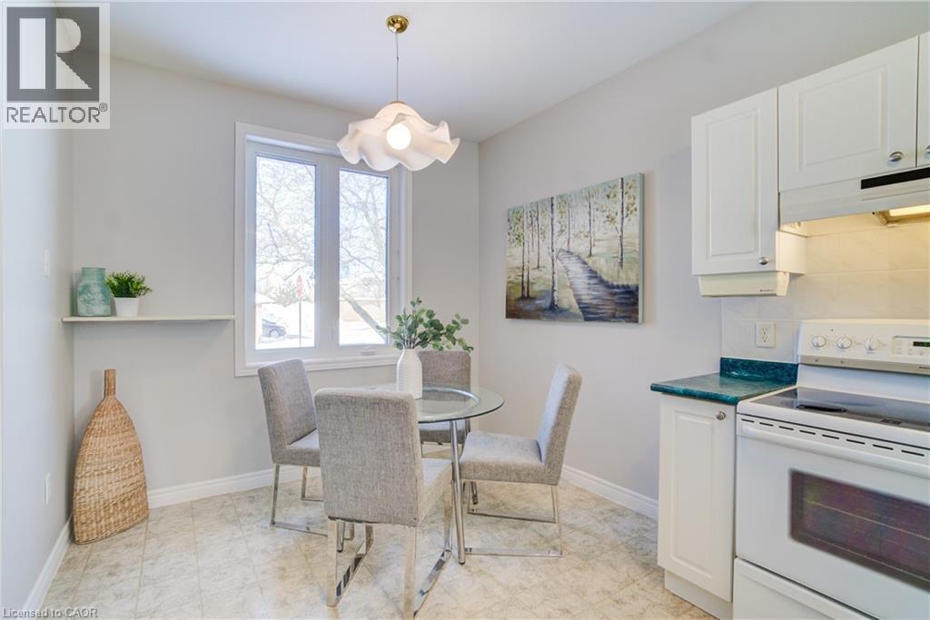 1 Greentrail Drive, Mount Hope, Ontario  L0R 1W0 - Photo 4 - 40796457