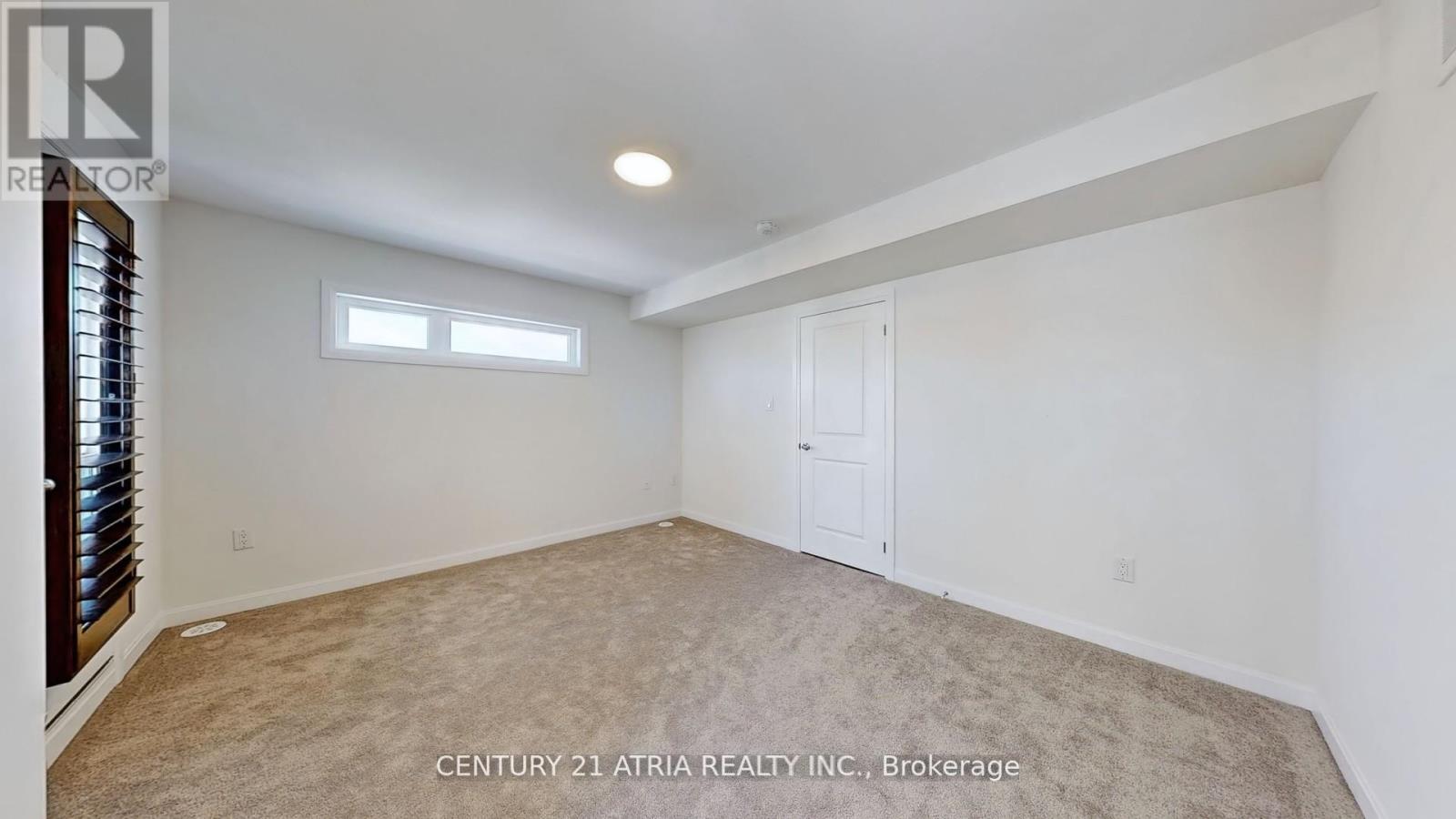 205 The Donway East, Toronto, Ontario  M3B 0B4 - Photo 37 - C12752308