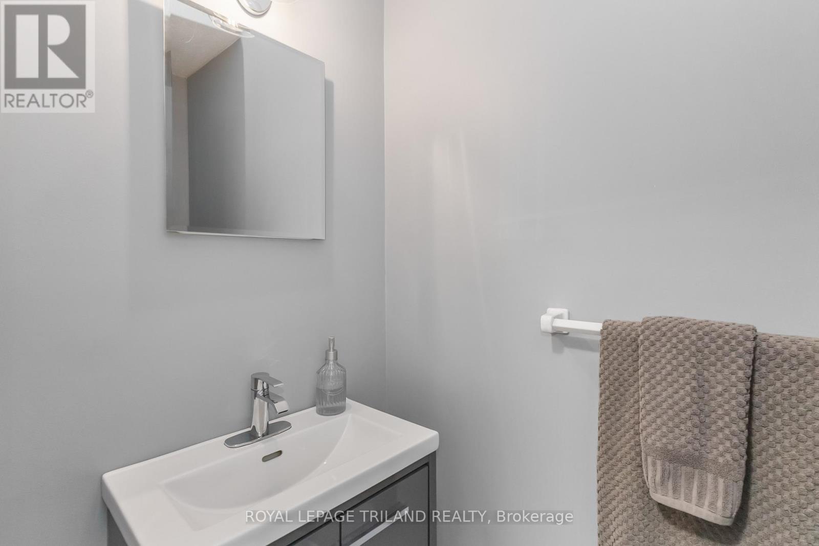 12 - 242 Monmore Road, London North, Ontario  N6G 3B4 - Photo 24 - X12752556