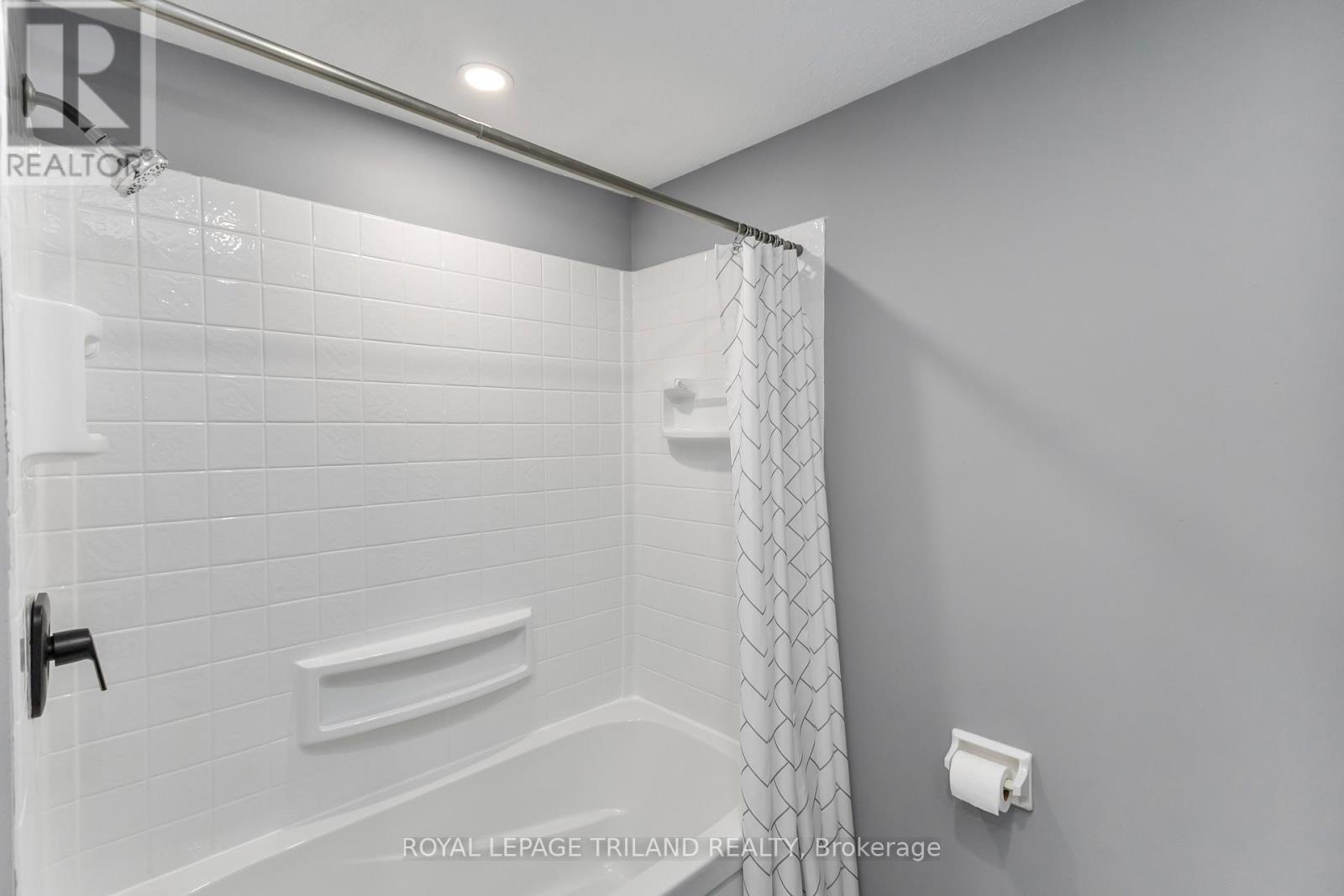 12 - 242 Monmore Road, London North, Ontario  N6G 3B4 - Photo 34 - X12752556