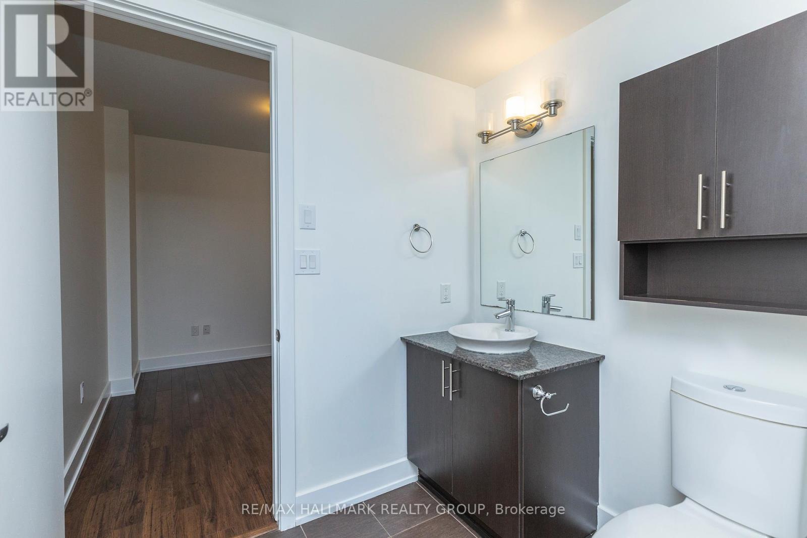 403 - 100 Champagne Avenue S, Ottawa, Ontario  K1S 4P4 - Photo 19 - X12752584