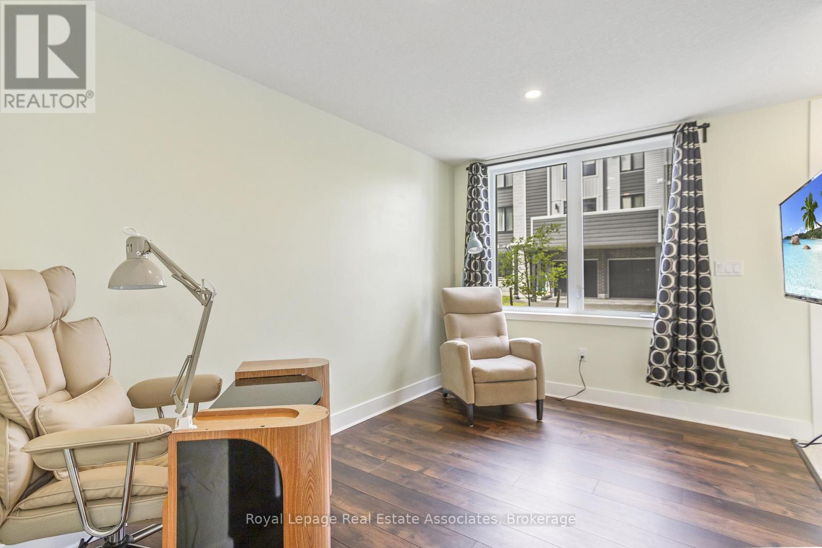 16 - 177 Edgevalley Road, London East, Ontario  N5V 0C5 - Photo 8 - X12752272