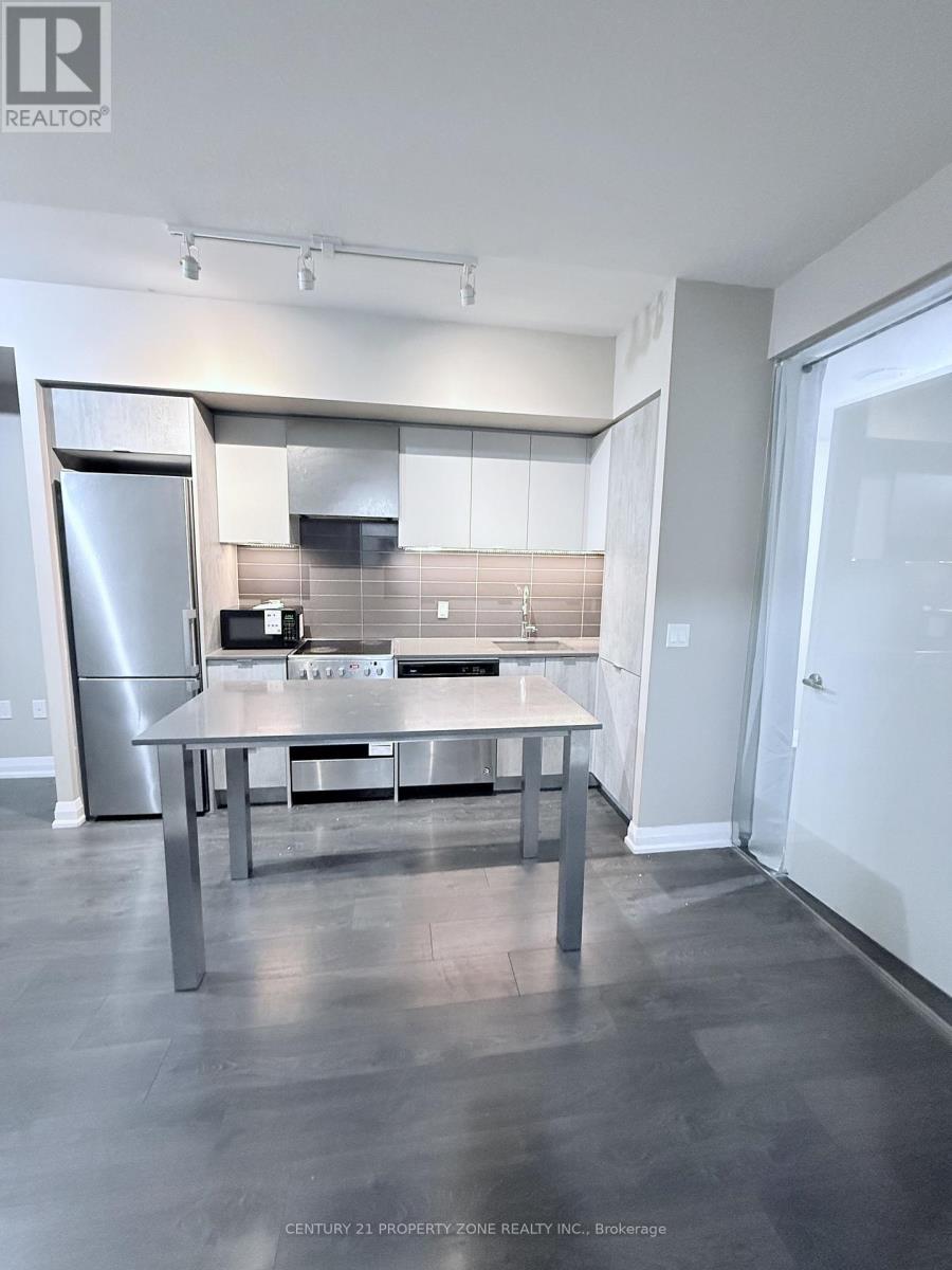 742 - 26 Gibbs Road, Toronto, Ontario  M9B 6L6 - Photo 4 - W12692758