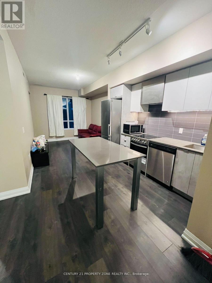 742 - 26 Gibbs Road, Toronto, Ontario  M9B 6L6 - Photo 13 - W12692758