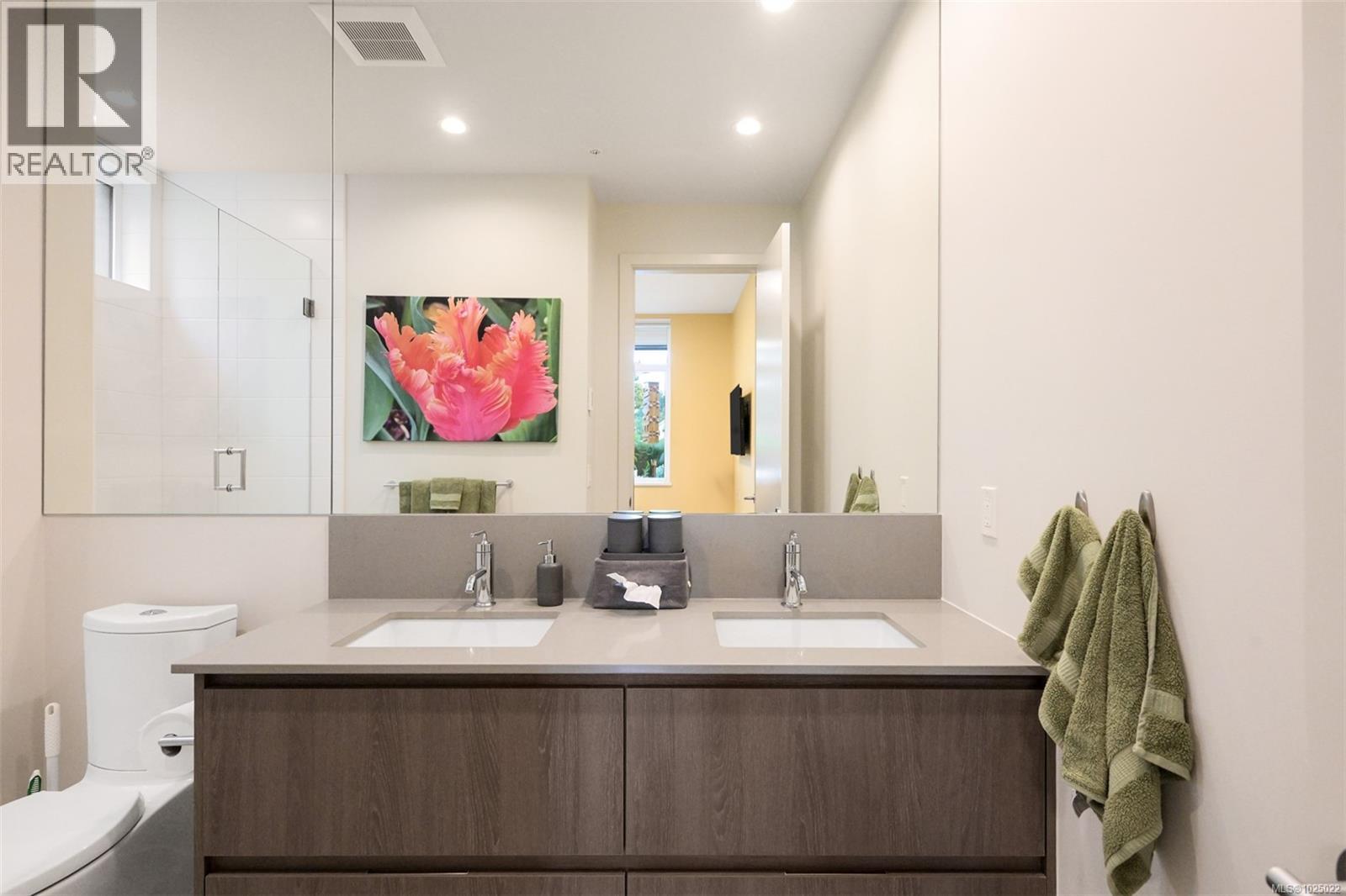 107 1216 Carlisle Ave, Esquimalt, British Columbia  V9A 0H5 - Photo 20 - 1025022