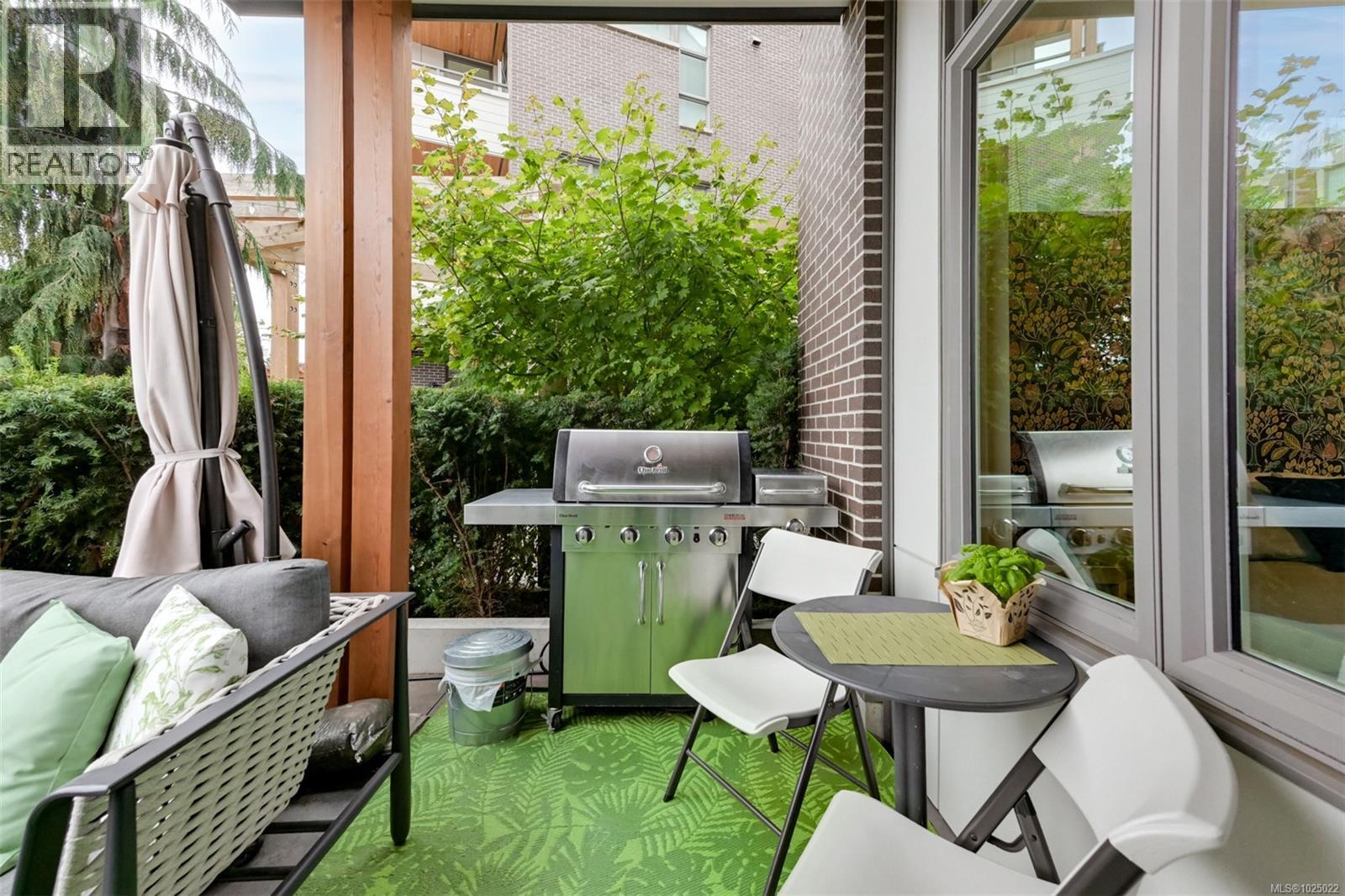 107 1216 Carlisle Ave, Esquimalt, British Columbia  V9A 0H5 - Photo 28 - 1025022